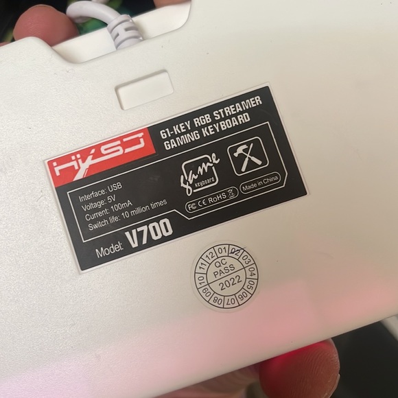 61 key RGB Streamer Gaming Backlight Keyboard and mouse 60% scale wired - Picture 5 of 6